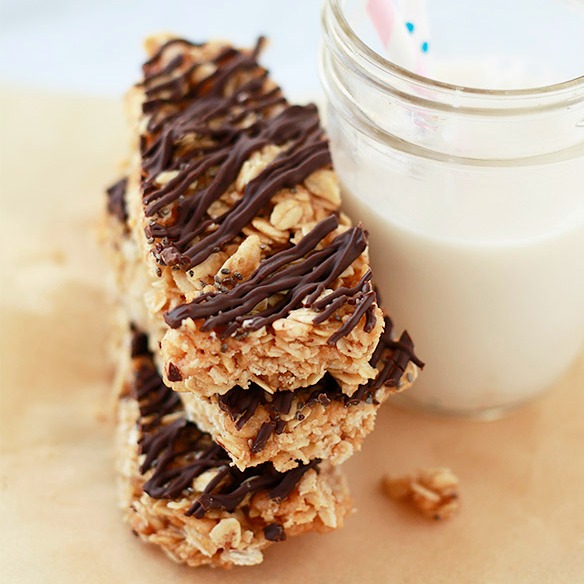 Easy Peanut Butter Granola Bar Recipe